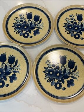 Vintage Melamine Lexington Blue Floral Ceramic 10” plates Set of 4